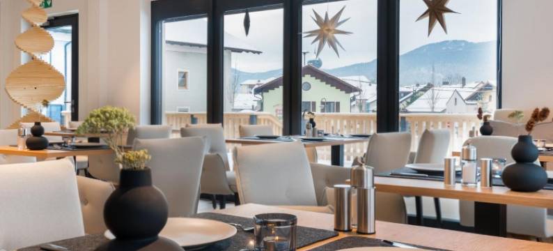 悠时Rösslwirt(Zeitlang by Rösslwirt)图片