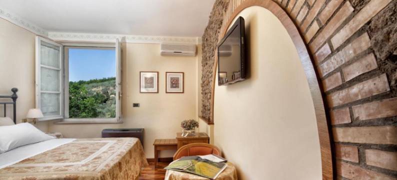 拉马基亚酒店(La Macchia)图片