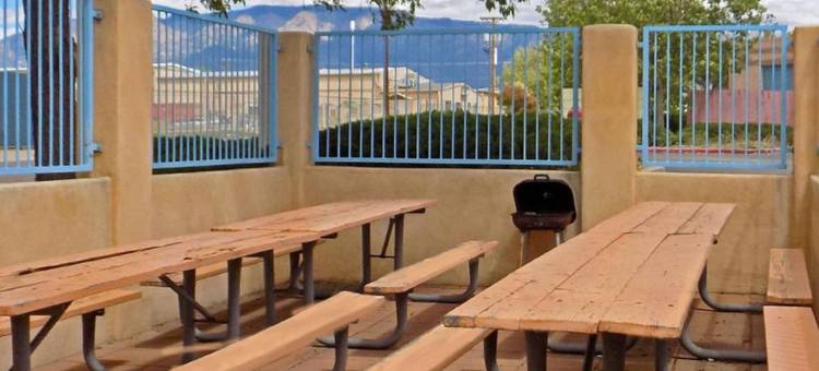 阿尔伯克基绿树旅馆(GreenTree Inn Albuquerque North I-25)图片