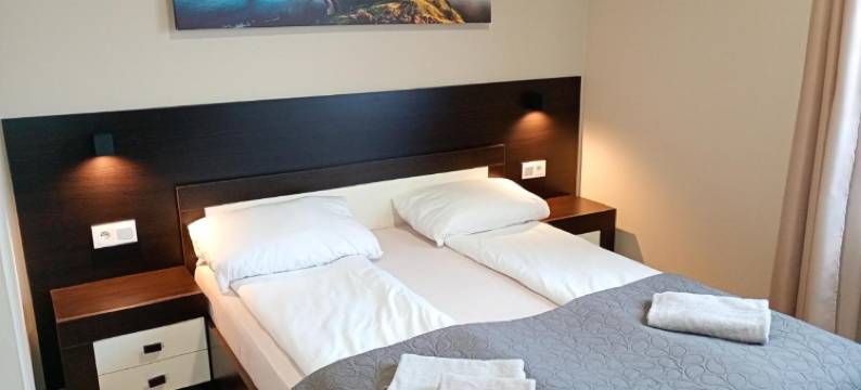 Good Night 24 - Noclegi, Sauna, Jacuzzi图片