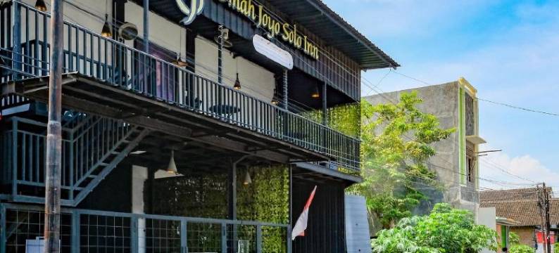Collection O Omah Joyo Solo Inn靠近苏拉卡塔皇宫(RedDoorz at Omah Joyo Solo Inn)图片
