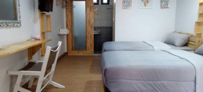 小宾馆酒店(Little Guest House Hotel)图片