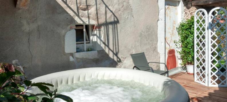 拉里布利特住宿加早餐旅馆(Gîte la Ribeyrette)图片