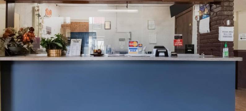 OYO伊利诺伊莫顿皮奥里亚I-74酒店(OYO Hotel Morton East Peoria I-74)图片