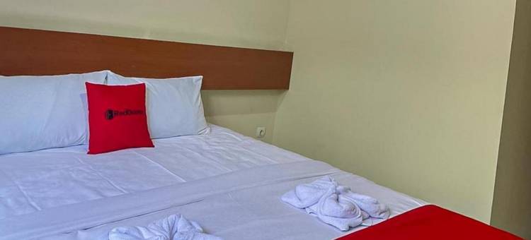 红门伊斯兰酒店靠近马迪温火车站2号(RedDoorz Syariah Near Stasiun Madiun 2)图片