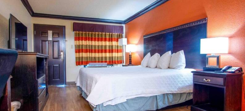 俄克拉何马城莫尔戴斯酒店(Days Inn by Wyndham Oklahoma City/Moore)图片