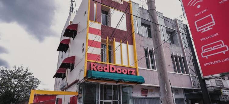 红多兹酒店@楠榜2号安塔萨里王子路(RedDoorz @ Jalan Pangeran Antasari Lampung 2)图片