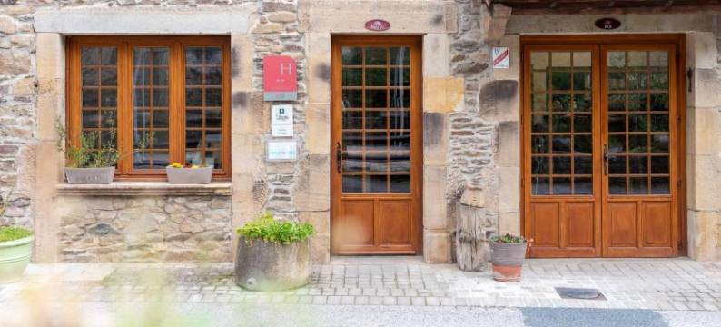 莱瑞莱斯城堡(Hôtel Restaurant le Relays du Chasteau - Logis Hôtel)图片