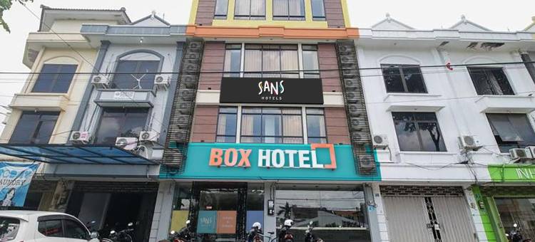 三塞酒店泗水美丽雅加达(Sans Hotel Kupang Indah Surabaya by RedDoorz)图片