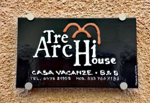 Tre Archi House Hotel Overview