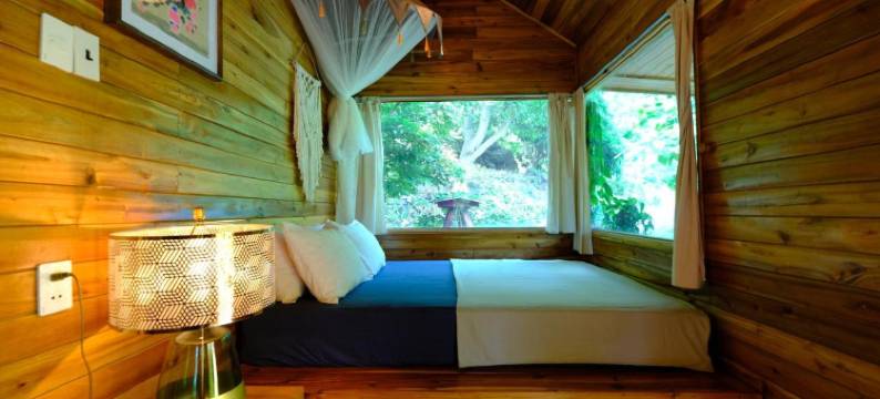 吉婆岛蓝色泻湖酒店(Blue Lagoon Cat Ba)图片