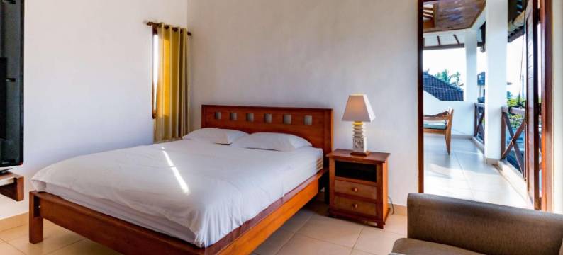 梅德威冲浪别墅旅馆(Medewi Surf Villa)图片