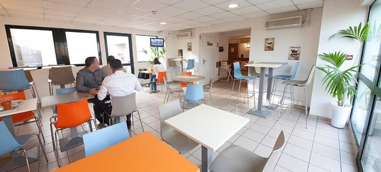 南欧比耶尔克莱蒙费朗原生酒店(The Originals City, Hôtel Clermont-Ferrand Sud Aubière)图片