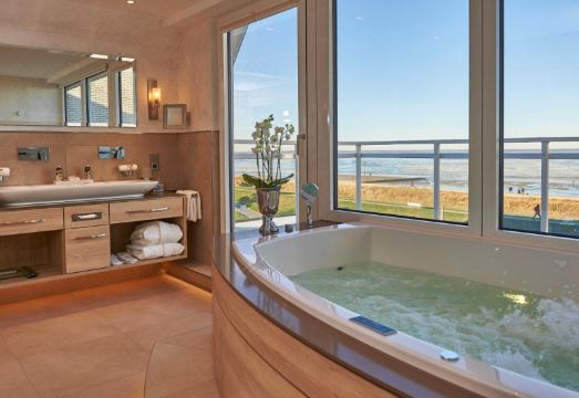 Badhotel SternhagenHotel Overview