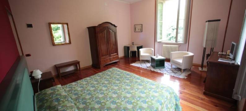 瓦尔甘纳-特雷里索迪酒店(Hotel Valganna - Tre Risotti)图片