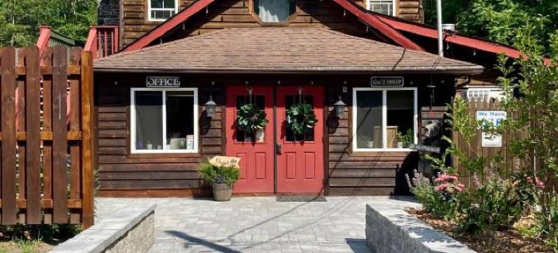 木兰溪畔度假屋(Magnolia Streamside Resort)图片