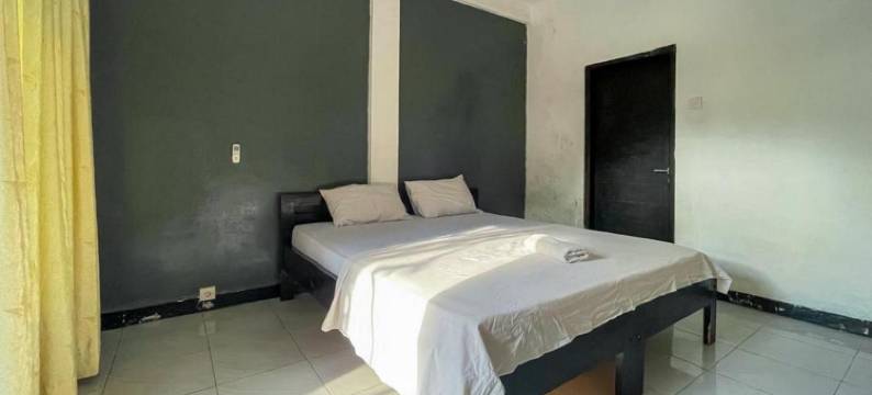 711 吉利特拉旺安米特拉红门酒店(711 Gili Trawangan Mitra RedDoorz)图片