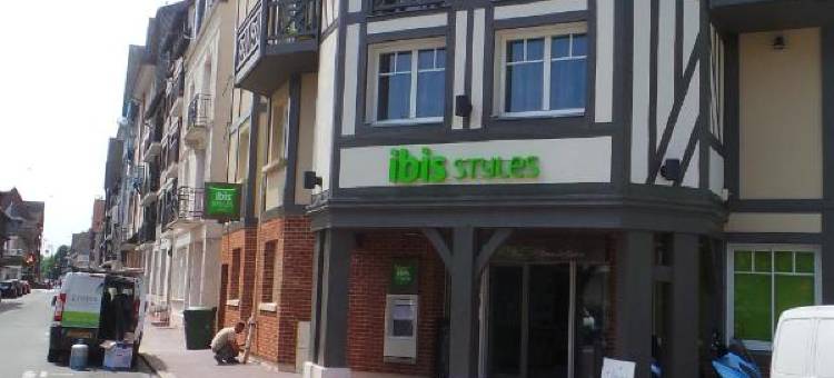 多维尔中心宜必思尚品酒店(ibis Styles Deauville Centre)图片