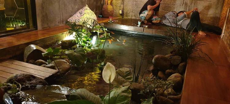 布罗莫BnB背包客快乐之家(Happy House Bnb Bromo Backpacker)图片