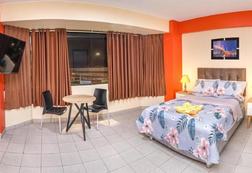 Hotel RoyalOver view