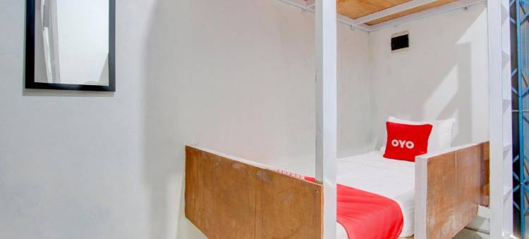 OYO 93860 沃诺索博双层床(OYO 93860 Wonosobo Bunkbed)图片