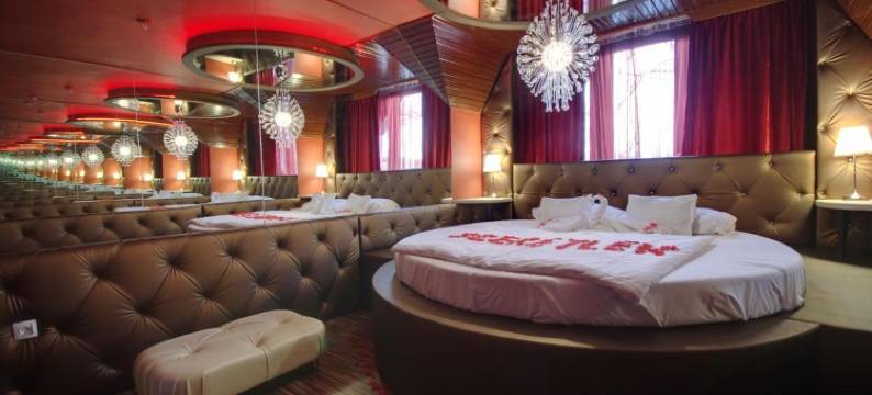 考尔文酒店公寓(Hotel Corvin)图片