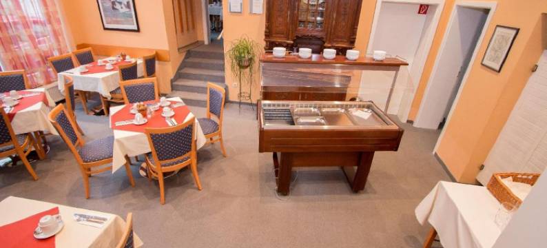 市集伽尼酒店(Hotel Garni am Markt - Businesshotel - Frühstücksbuffet - Fahrradabstellplatz - Hunde Willkommen)图片