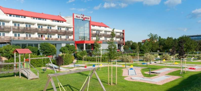 全红蓝酒店(All in Red Thermenhotel)图片