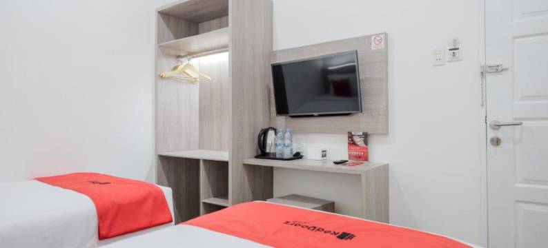 红多兹普拉斯酒店-棉兰朱安达街(RedDoorz Plus @ Jalan Juanda Medan)图片