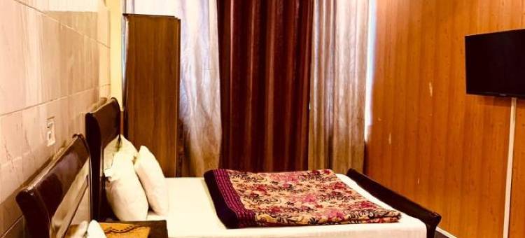 瑞士小屋华丽生活酒店(Swiss Cottage Hotel)图片