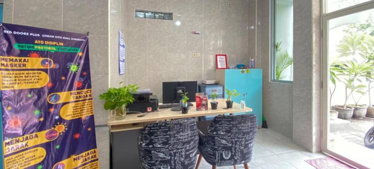 红多兹Plus酒店-近泗水西托商场(RedDoorz Plus Near Cito Mall Surabaya)图片