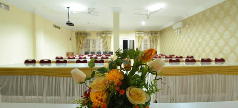 阿利发萨瑞亚酒店(Hotel Alifa Syariah)图片