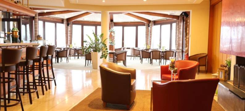 巴特罗达克特勒那图尔酷酒店(Kurhotel Bad Rodach an der ThermeNatur)图片