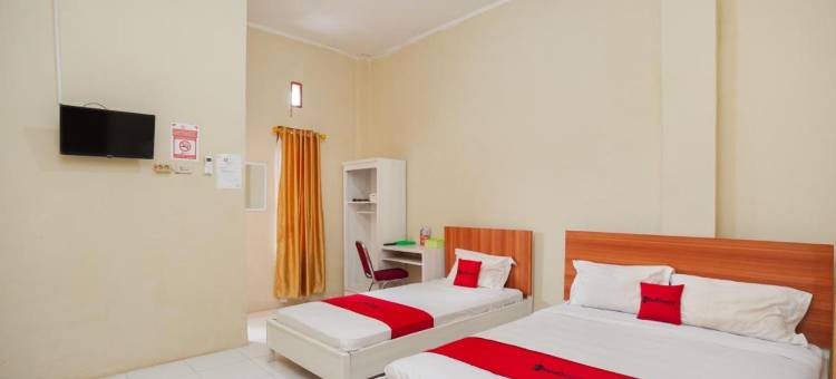 红多兹酒店-近普林瑟乌穆罕默迪耶大学(RedDoorz Near Universitas Muhammadiyah Pringsewu)图片