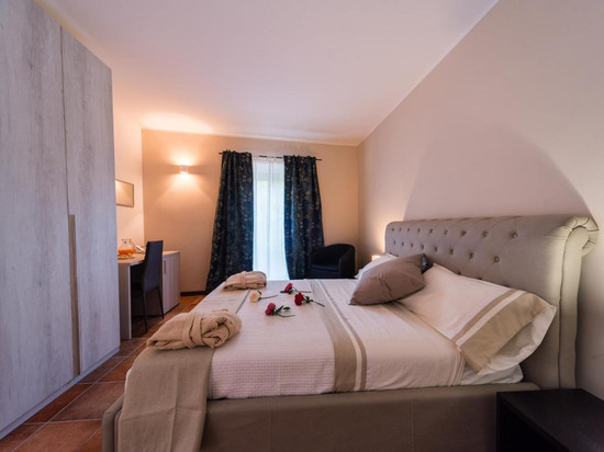 乌迪奇玫瑰酒店