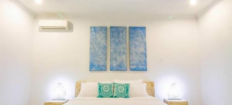 阿拉姆比鲁别墅(Villa Alam Biru)图片
