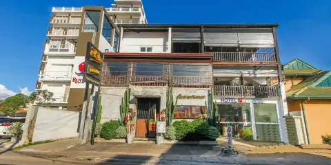 尼甘布198酒店