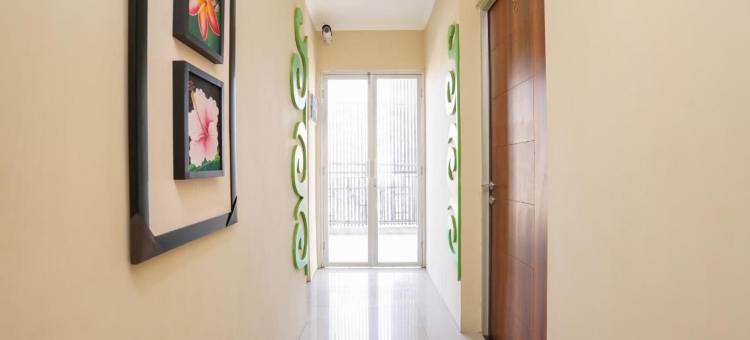 Kupang Gunung Homestay Syariah Near Islamic Center Surabaya Mitra RedDoorz图片