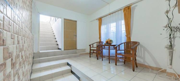 红多兹伊斯兰酒店-近贝卡派公园2号(RedDoorz Syariah Near Taman Bekapai 2)图片