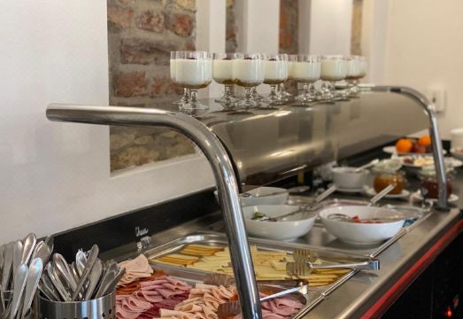 Chevron Hotel Hotel Overview