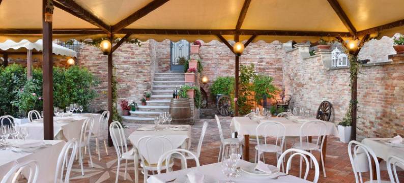 迪夫索博尔戈蒙特玛格诺酒店(Albergo Diffuso Borgo Montemaggiore)图片