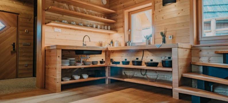 大山上的Žafran小屋(Koča Žafran - Velika Planina)图片