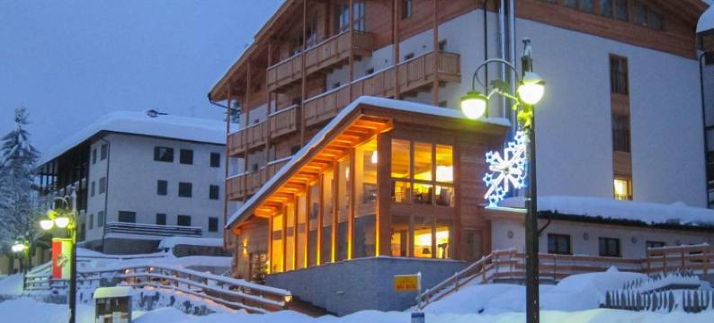 加尼卡米内托酒店(Hotel Garnì Caminetto)图片