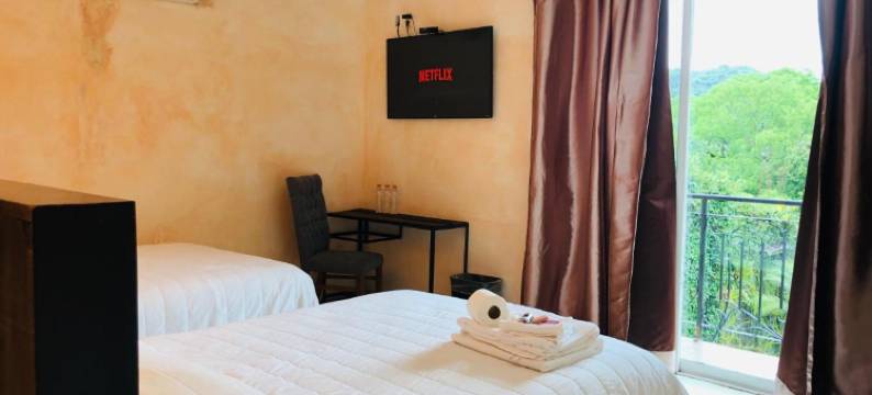 苏里亚西里特拉之路酒店(Hotel Camino Surreal Xilitla)图片