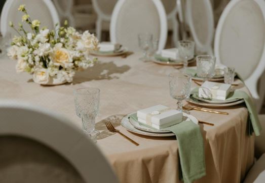 Tomiris hotelHotel Overview