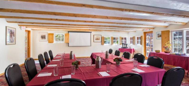 阿拉米达酒店(Inn on the Alameda)图片