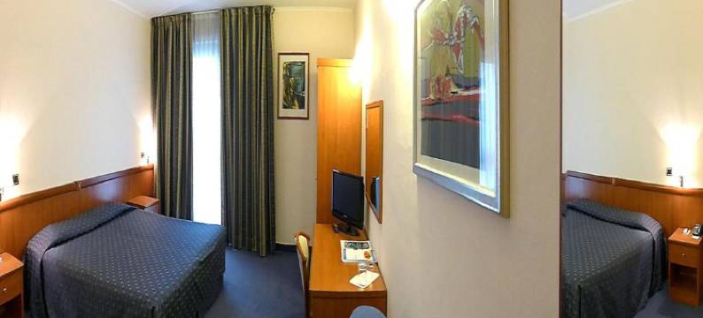 瓦伦泽酒店(Valdenza Hotel)图片