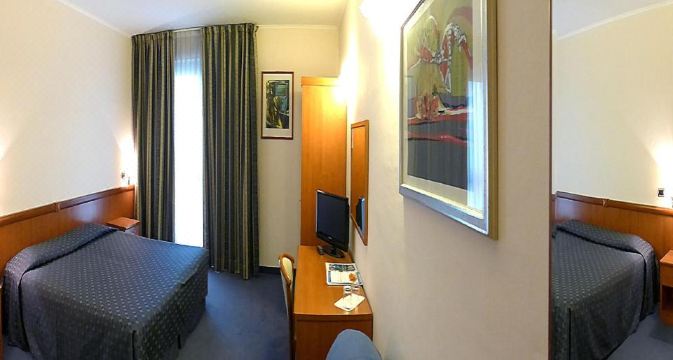 Valdenza Hotel Hotel Overview