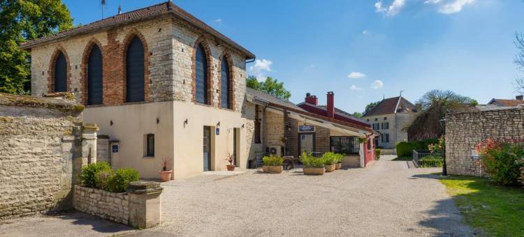 乐红磨坊杜兰迪恩酒店(Le Moulin du Landion Hotel et Spa)图片