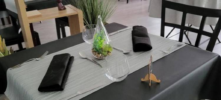 雷皮促里恩酒店(L'Epicurien)图片